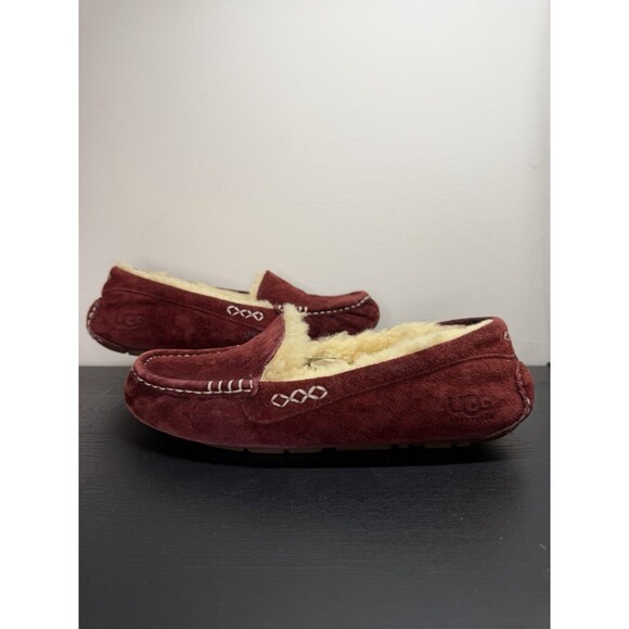 Women's 6 M Ugg Ansley 3312 Burgundy Suede Leather Slippers Moccasins Fur Lined - Picture 1 of 16